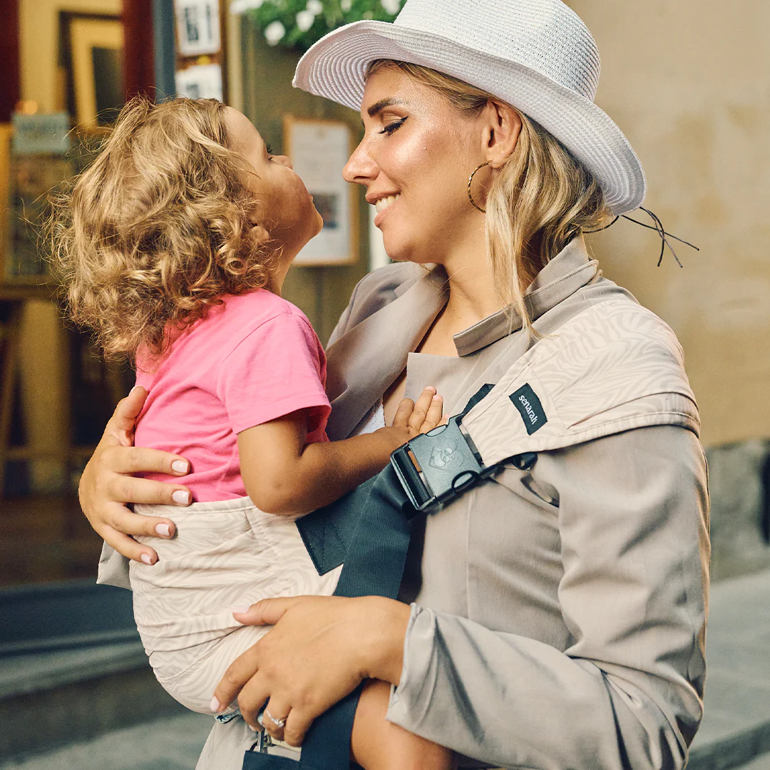 VitalBaby Bärslinga - Trygg Och Ergonomisk